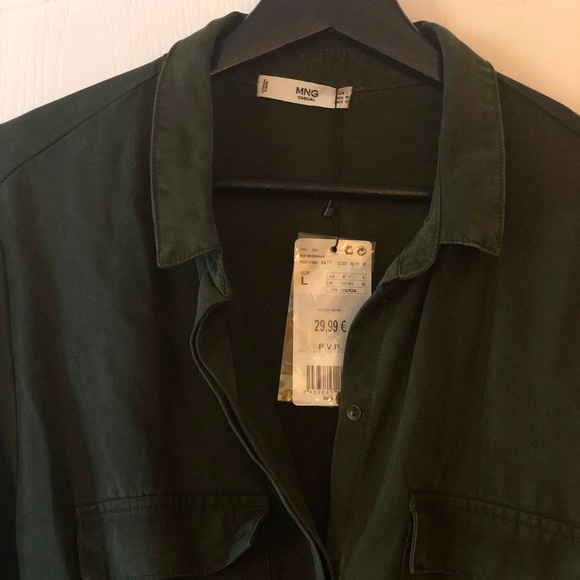 Tie Waist Collar Shirt with Pockets - Picture 1 of 2